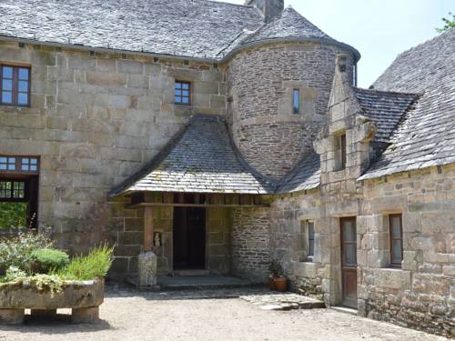 Le Manoir De Coatanscour : Guest accommodation near Scrignac