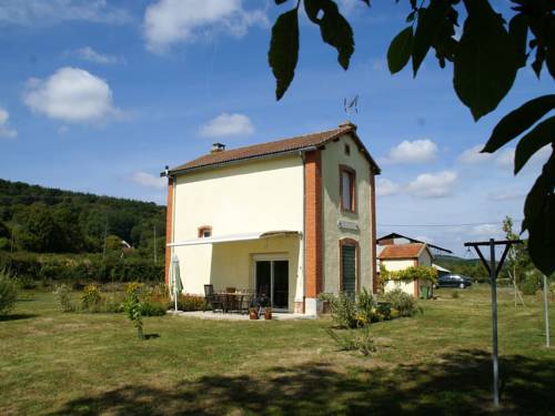 Maison De Vacances - Crux-La-Ville : Guest accommodation near Mont-et-Marré