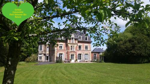 Lisieux Country House : Bed and Breakfast near Le Planquay