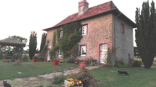 Gîte des Aulnaies : Guest accommodation near Le Pré-d'Auge