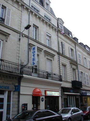 Hotel Des Lices - Angers : Hotel near La Membrolle-sur-Longuenée