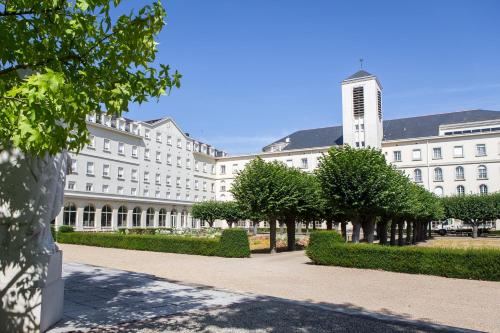 Hostellerie Bon Pasteur : Hotel near La Membrolle-sur-Longuenée