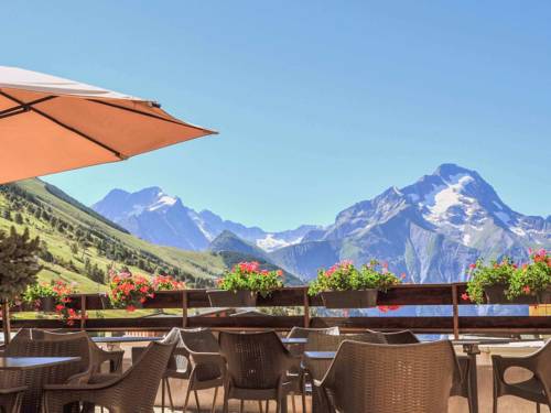 HOTEL LA GRAVE : Hotels near La Grave 05320 France