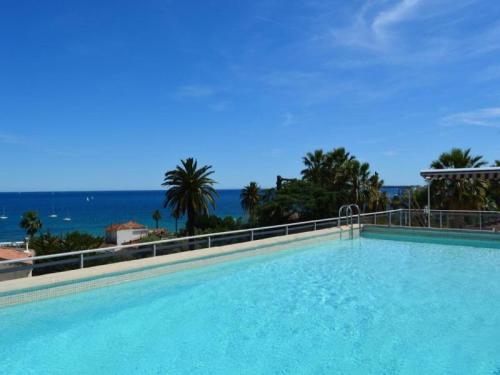 HOTEL VALLAURIS : Hotels near Vallauris 06220 France