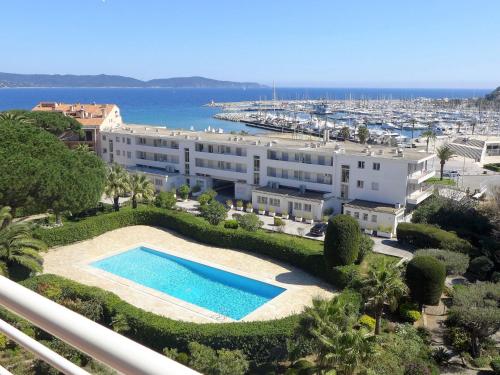 HOTEL CAVALAIRE-SUR-MER : Hotels near Cavalaire-sur-Mer 83240 France