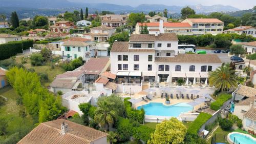 HOTEL VILLENEUVE-LOUBET : Hotels near Villeneuve-Loubet 06270 France